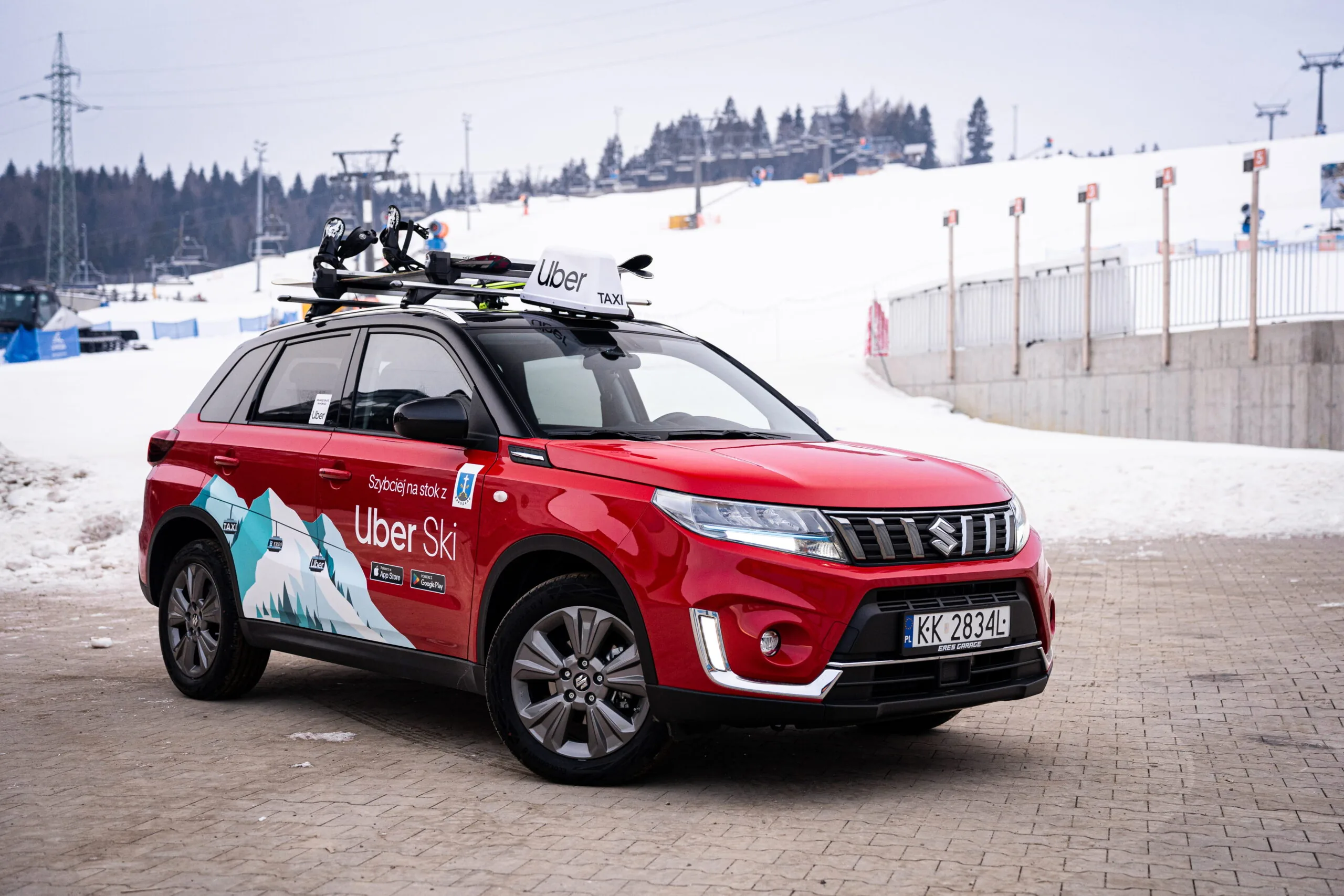Suzuki Vitara 4x4 ERES Partner z bagażnikiem na narty