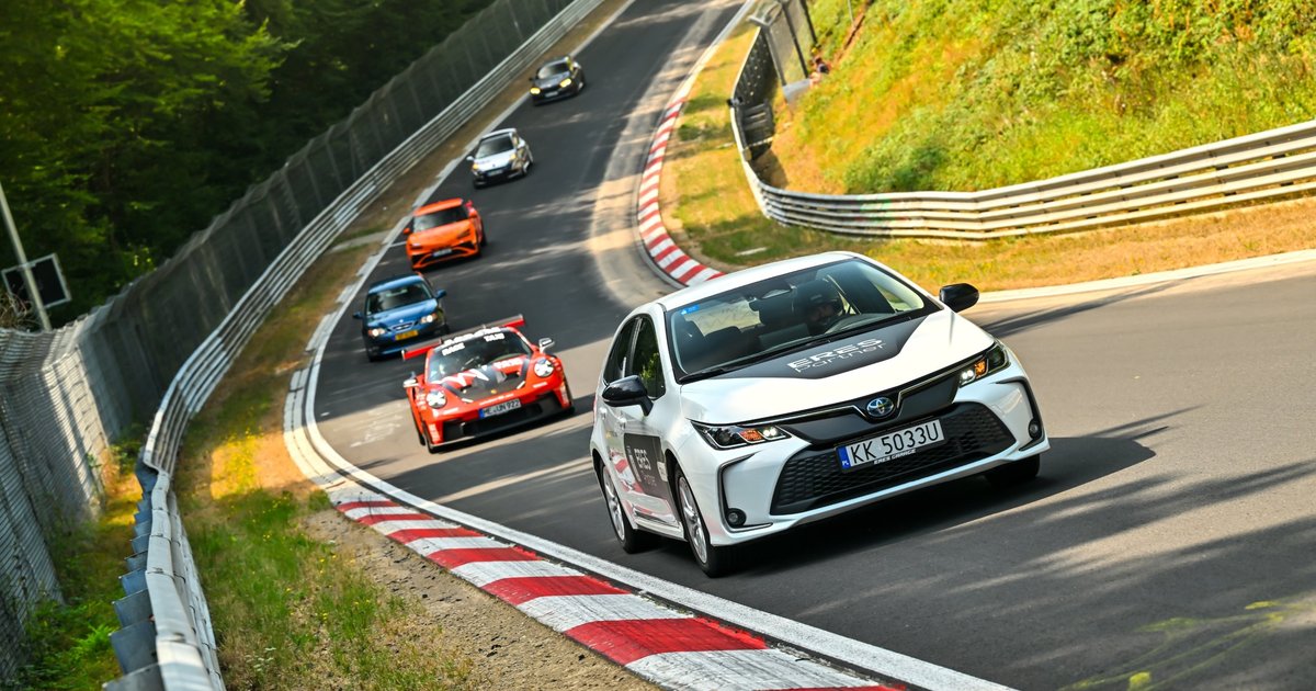 Toyota Corolla at Nürburgring: taxi from Krakow to Nordschleife